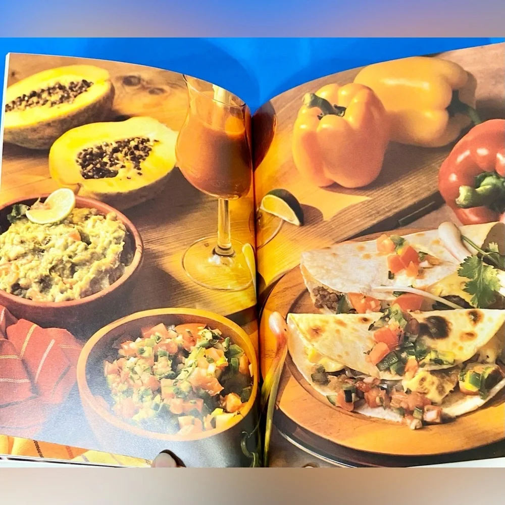 VINTAGE Betty Crocker's BBQ & Weekend Breakfast Cookbook (1989 & 1991) - Picture 6 of 6